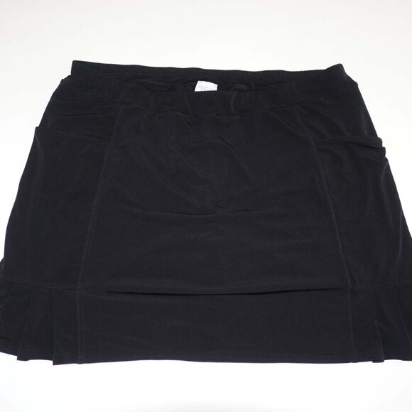 Chico's Women's Weekends Skort Size 3 / 16 Black Elastic Waist Skirt Shorts - Picture 1 of 5
